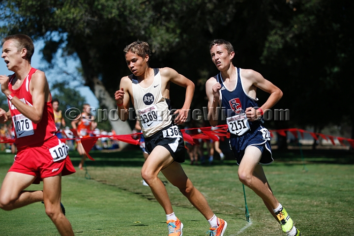 2014StanfordD2Boys-039.JPG - D2 boys race at the Stanford Invitational, September 27, Stanford Golf Course, Stanford, California.